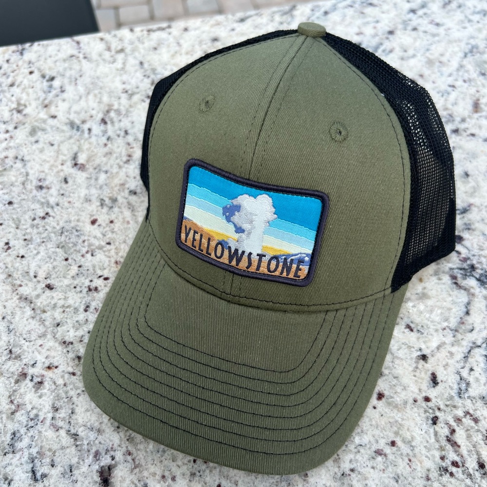 Yellowstone Park Hats trucker new SnapBack